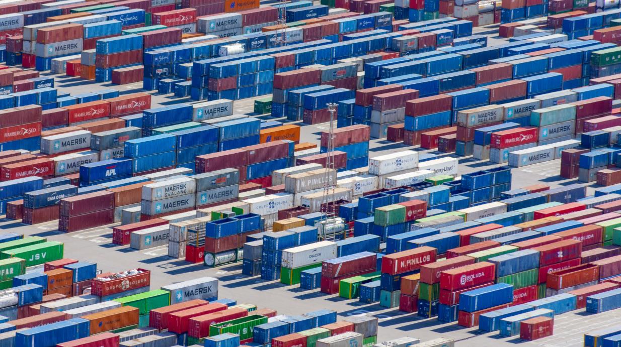 Suppression des droits de douane à l'importation sur les produits industriels dès le 1er janvier 2024