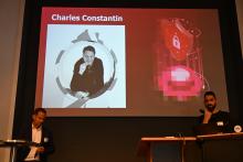 Charles ou Cyber-Charles? Le public entend une déclaration de Charles Constantin, créée de toutes pièces. La voix, le propos, l'accent, ce sont du fake... mais ça sonne quand même vrai!
