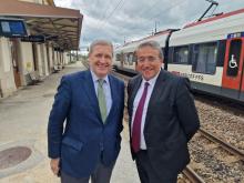Bénédict de Cerjat et Pascal Broulis engagés pour la ligne Neuchâtel-Travers-Pontarlier-Frasne Direction Paris.